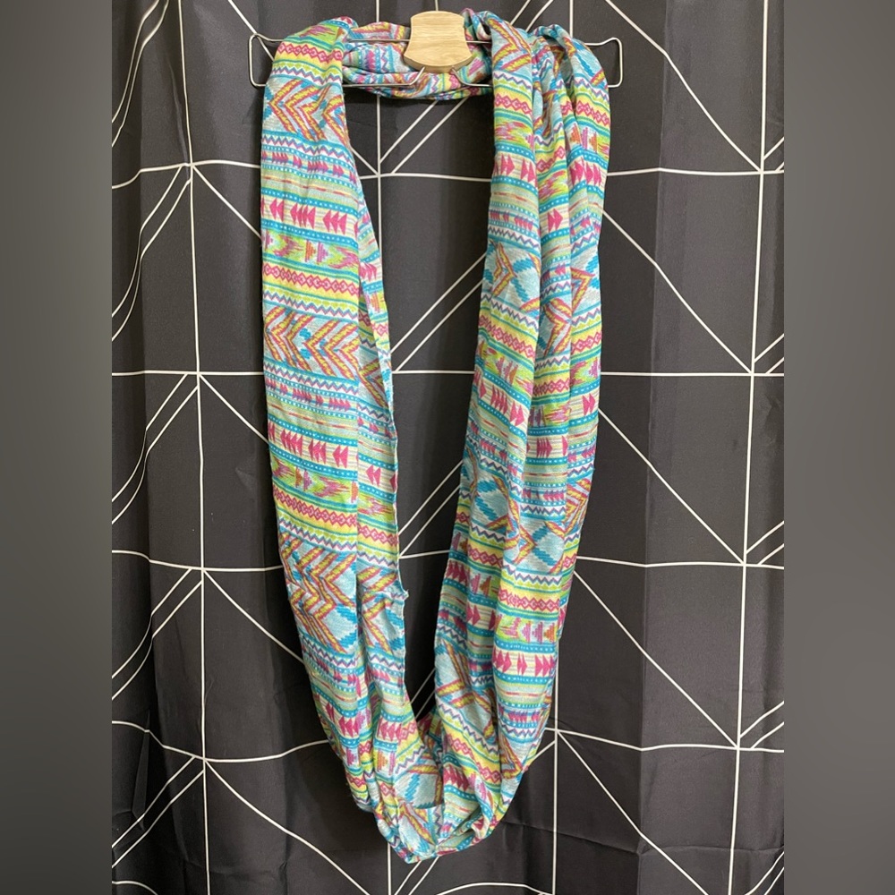 Neon Pattern Infinity scarf, good condition